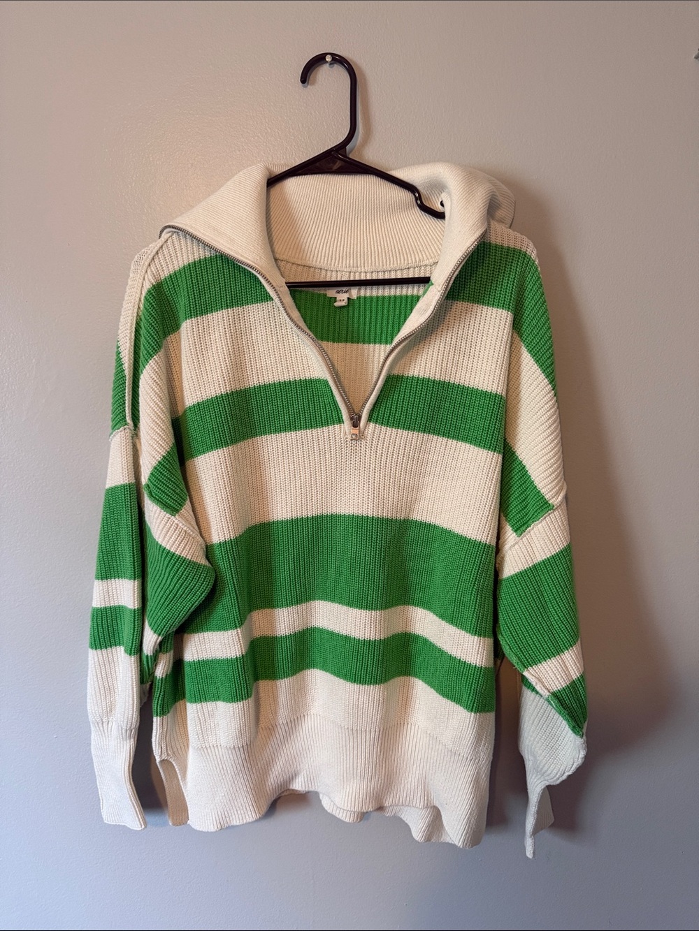 aerie Green and Cream Striped Half-Zip Sweater - Men